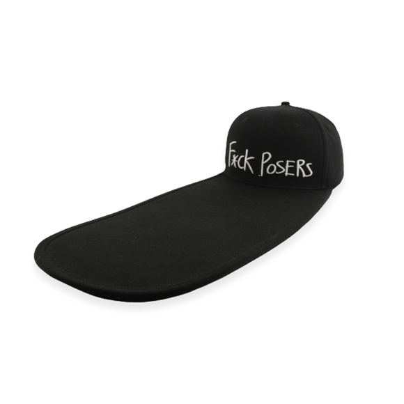 Black Loooooong Hat :^)